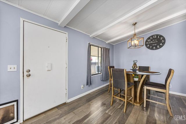 8536 Kern Canyon 255, Bakersfield, CA 93306