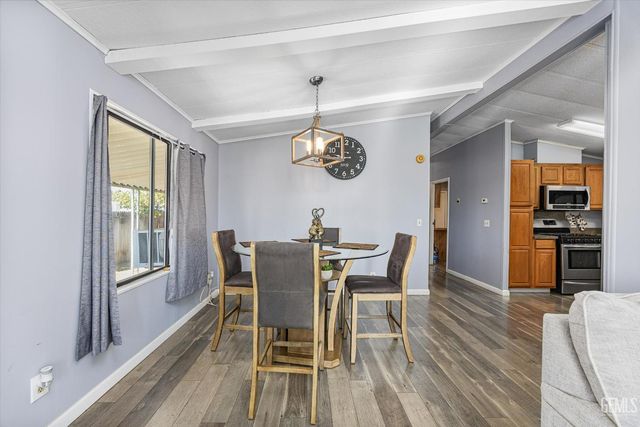 8536 Kern Canyon 255, Bakersfield, CA 93306