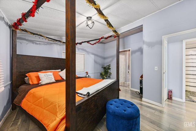 8536 Kern Canyon 255, Bakersfield, CA 93306