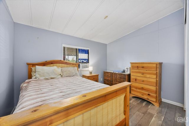 8536 Kern Canyon 255, Bakersfield, CA 93306