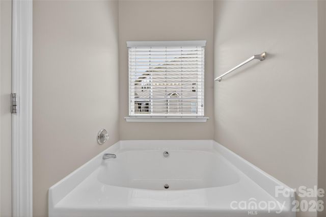 1389 Millbank Drive, Matthews, NC 28104
