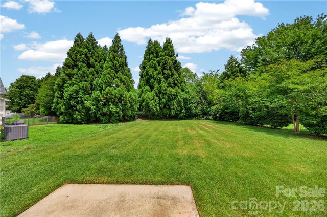 1389 Millbank Drive, Matthews, NC 28104
