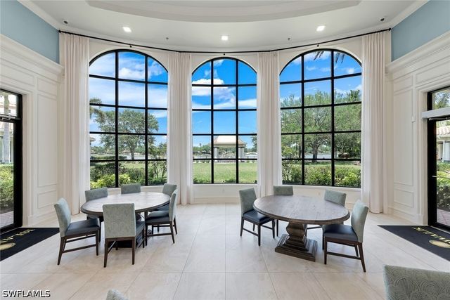 3914 Upolo LN, Naples, FL 34119