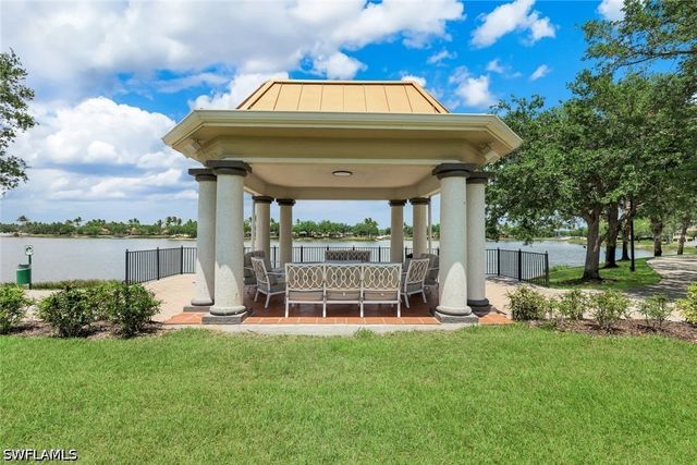 3914 Upolo LN, Naples, FL 34119