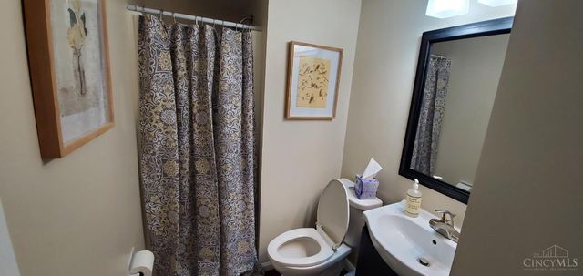 6681 Cincinnati Dayton Road, Liberty Twp, OH 45044