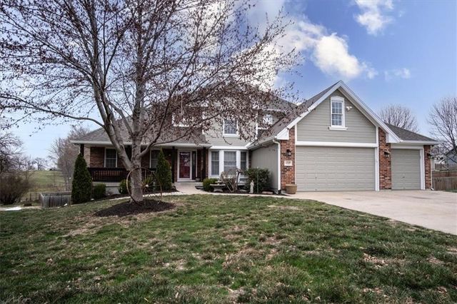 11319 N Holly Street, Kansas City, MO 64155