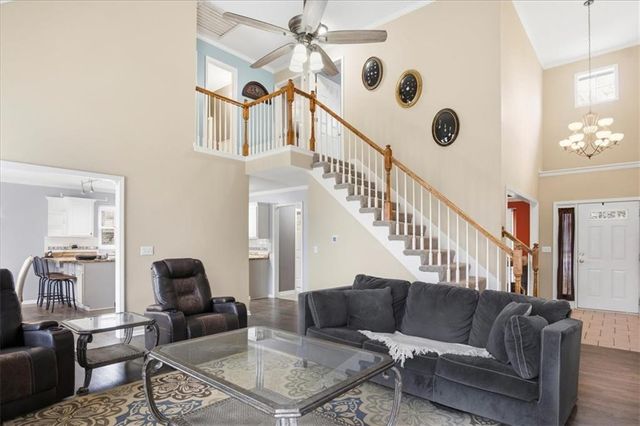 11319 N Holly Street, Kansas City, MO 64155