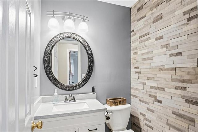 11319 N Holly Street, Kansas City, MO 64155