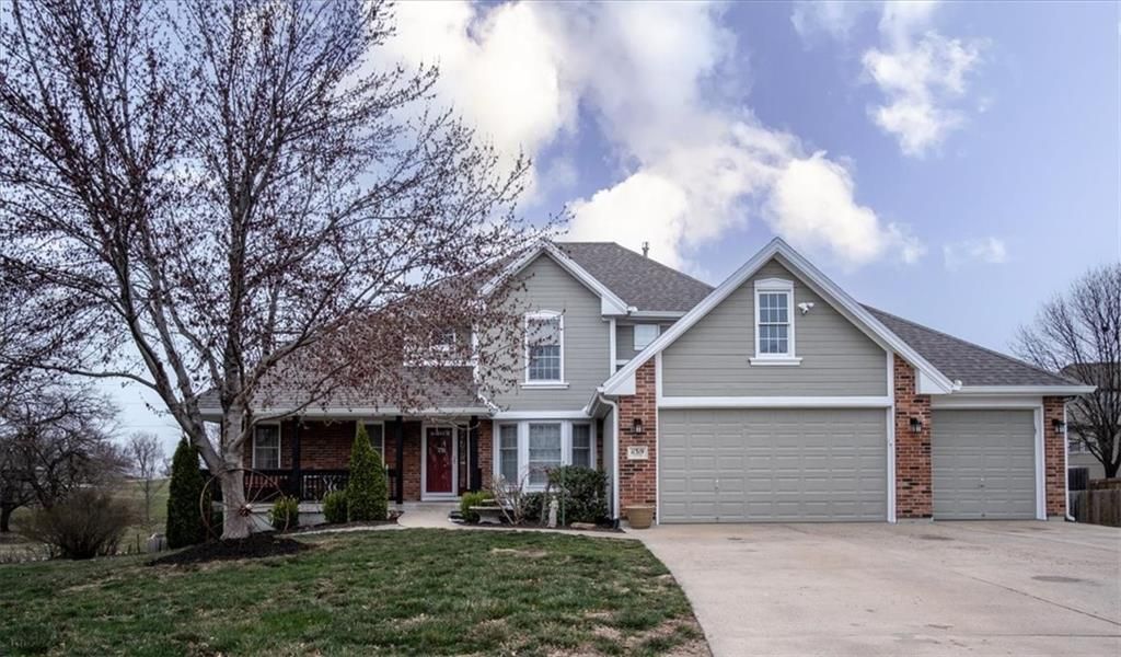 11319 N Holly Street, Kansas City, MO 64155