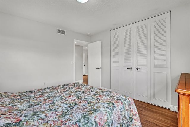 504 Davis Road 96, Palm Springs, FL 33461