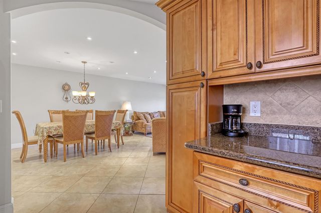 504 Davis Road 96, Palm Springs, FL 33461