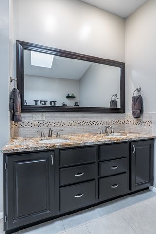 4100 Aspen Hills Drive, Bettendorf, IA 52722