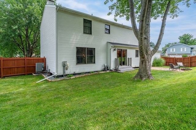4100 Aspen Hills Drive, Bettendorf, IA 52722