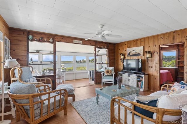 723 Private Road 12, Southold, NY 11971