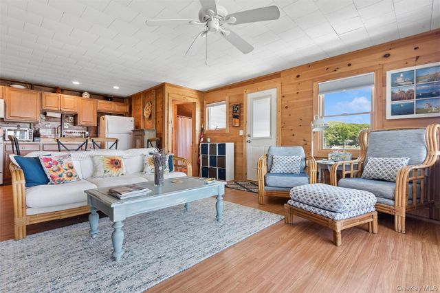 723 Private Road 12, Southold, NY 11971