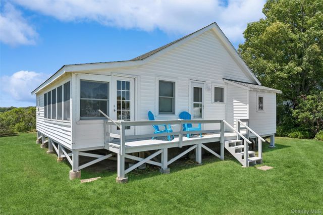 723 Private Road 12, Southold, NY 11971