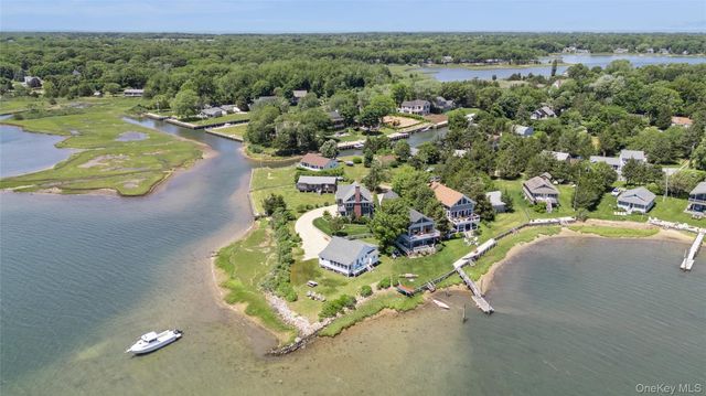 723 Private Road 12, Southold, NY 11971