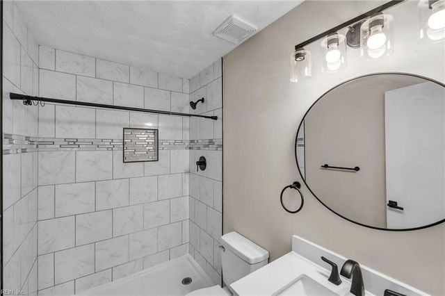 1423 Northface CT, Virginia Beach, VA 23462