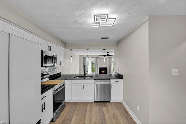1423 Northface CT, Virginia Beach, VA 23462