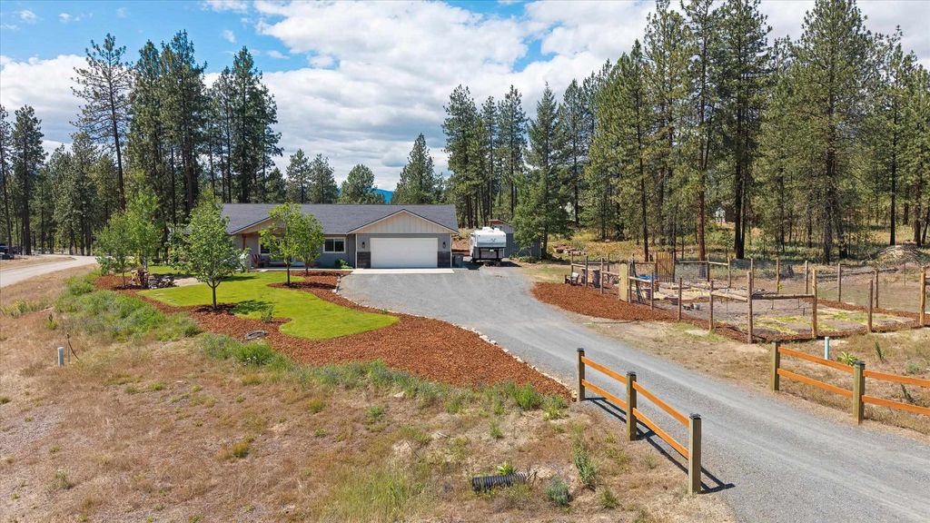 1286 Inez Way, Kettle Falls, WA 99141 photo 1