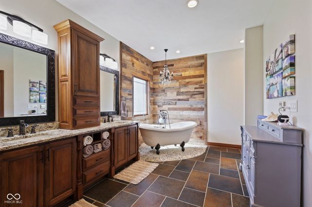 6719 E Cross Timbers Court, Martinsville, IN 46151