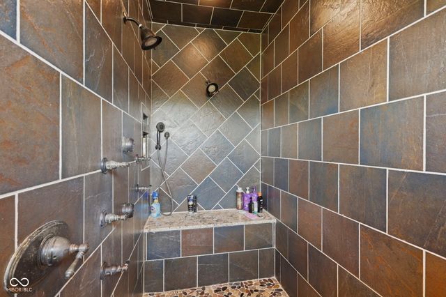 6719 E Cross Timbers Court, Martinsville, IN 46151