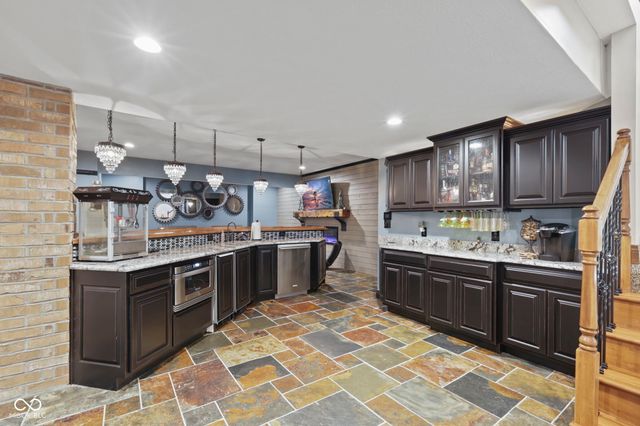 6719 E Cross Timbers Court, Martinsville, IN 46151