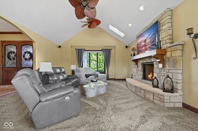 6719 E Cross Timbers Court, Martinsville, IN 46151