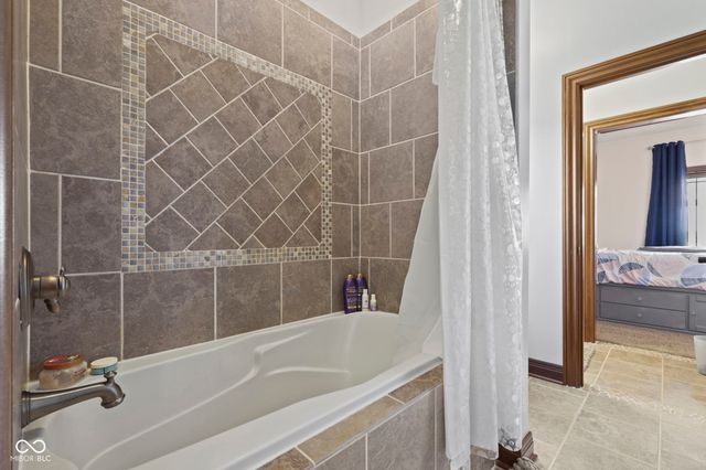 6719 E Cross Timbers Court, Martinsville, IN 46151