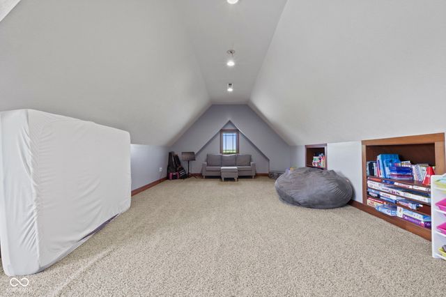 6719 E Cross Timbers Court, Martinsville, IN 46151