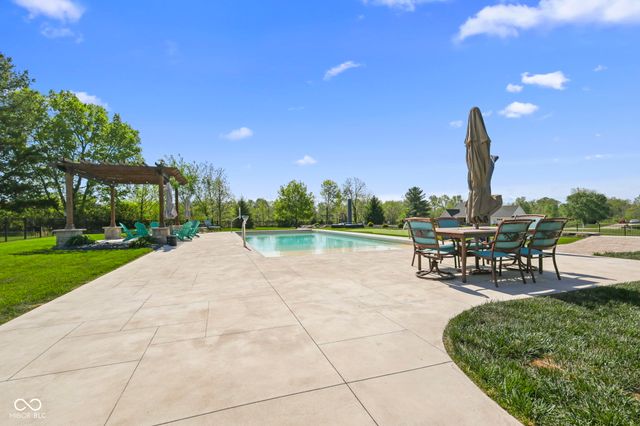 6719 E Cross Timbers Court, Martinsville, IN 46151
