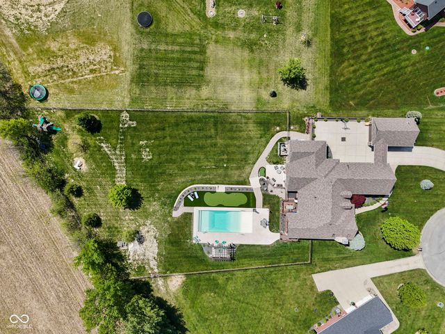 6719 E Cross Timbers Court, Martinsville, IN 46151