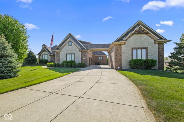 6719 E Cross Timbers Court, Martinsville, IN 46151