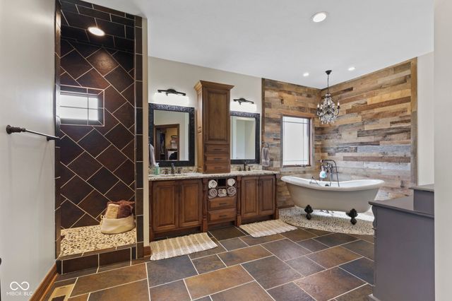 6719 E Cross Timbers Court, Martinsville, IN 46151