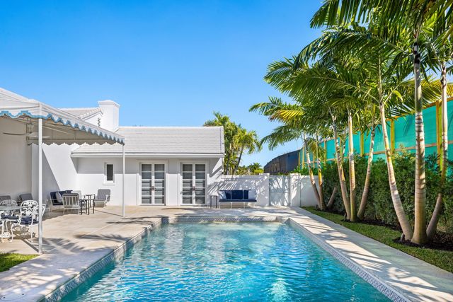 624 N Lake Way, Palm Beach, FL 33480