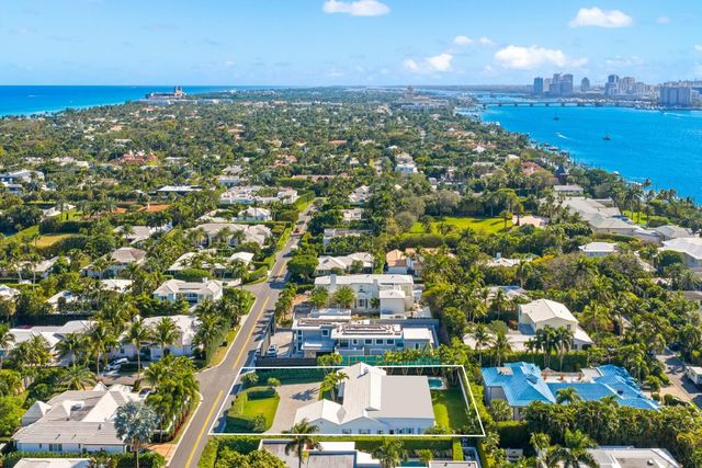 624 N Lake Way, Palm Beach, FL 33480