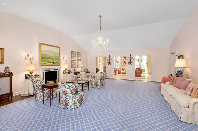 624 N Lake Way, Palm Beach, FL 33480