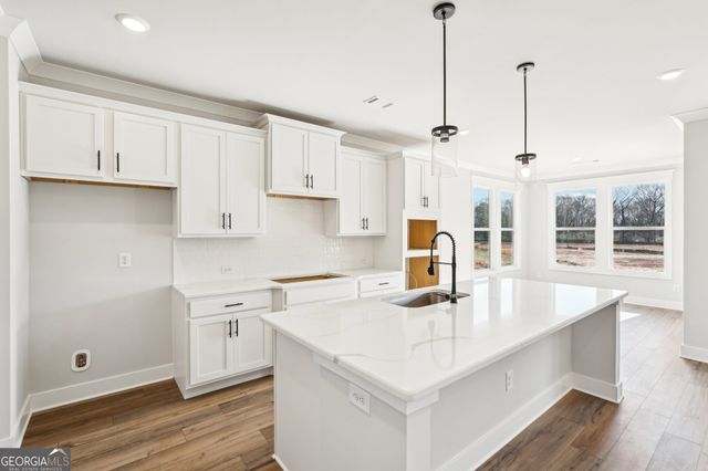 5524 Tullis Drive, Gainesville, GA 30507