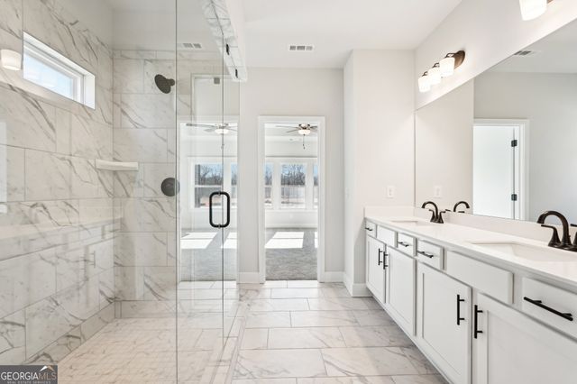 5524 Tullis Drive, Gainesville, GA 30507