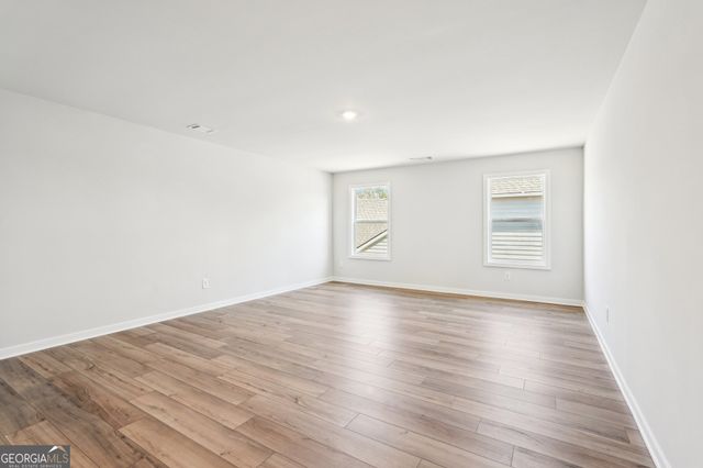 5524 Tullis Drive, Gainesville, GA 30507