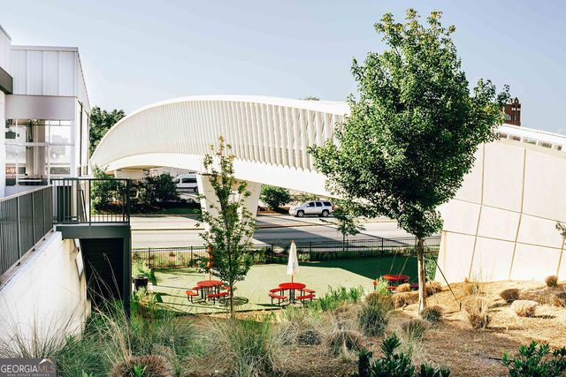 5524 Tullis Drive, Gainesville, GA 30507