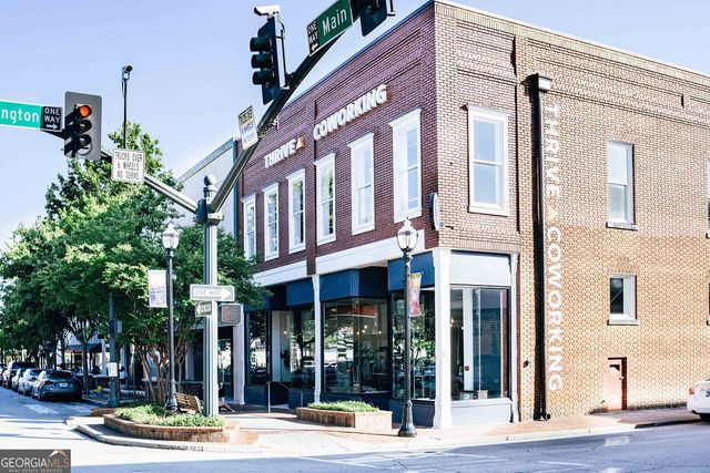 5524 Tullis Drive, Gainesville, GA 30507