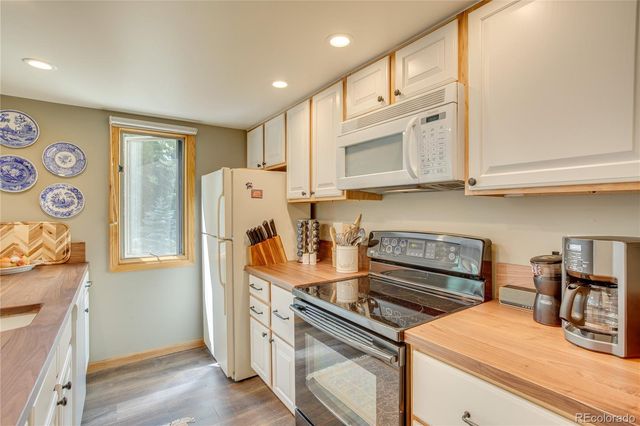 1206 Village Road 108, Avon, CO 81620