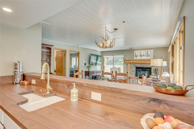 1206 Village Road 108, Avon, CO 81620