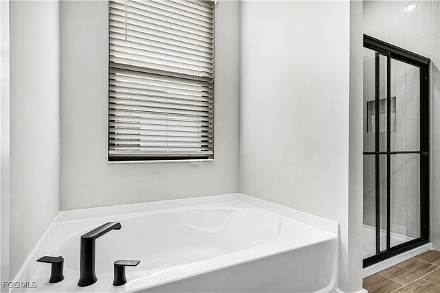 2705 SW 4th AVE, Cape Coral, FL 33914