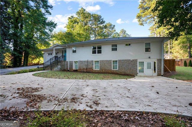 1841 Gainsborough Drive, Atlanta, GA 30341