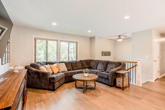 13863 62nd Avenue N, Maple Grove, MN 55311