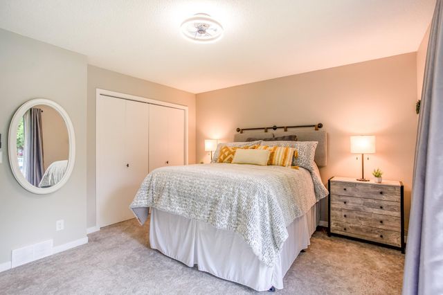 13863 62nd Avenue N, Maple Grove, MN 55311