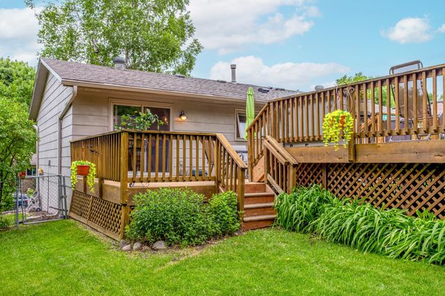 13863 62nd Avenue N, Maple Grove, MN 55311