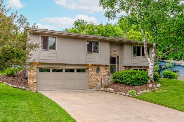 13863 62nd Avenue N, Maple Grove, MN 55311